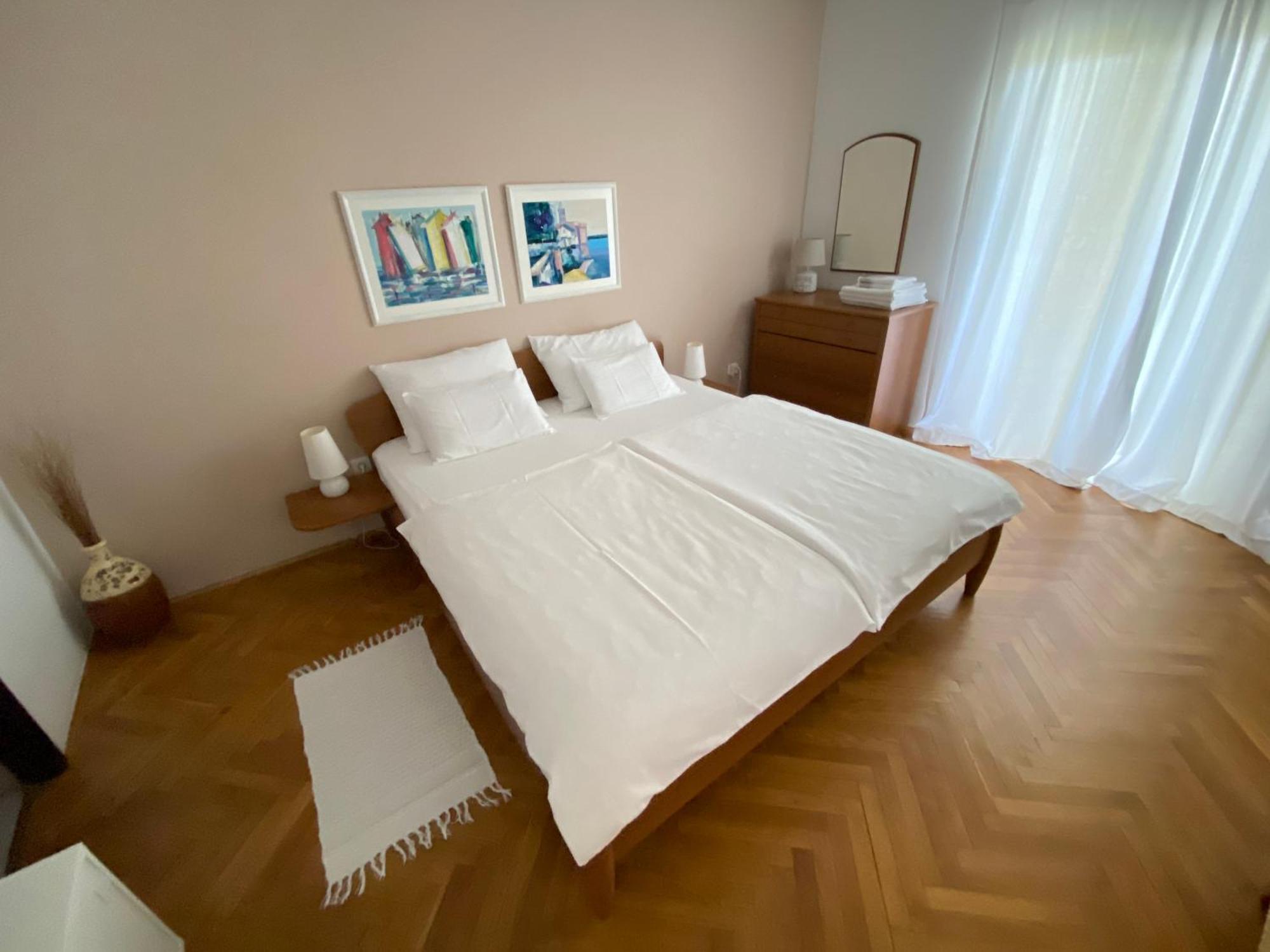 Apartments Flora 2 Banjol Ngoại thất bức ảnh